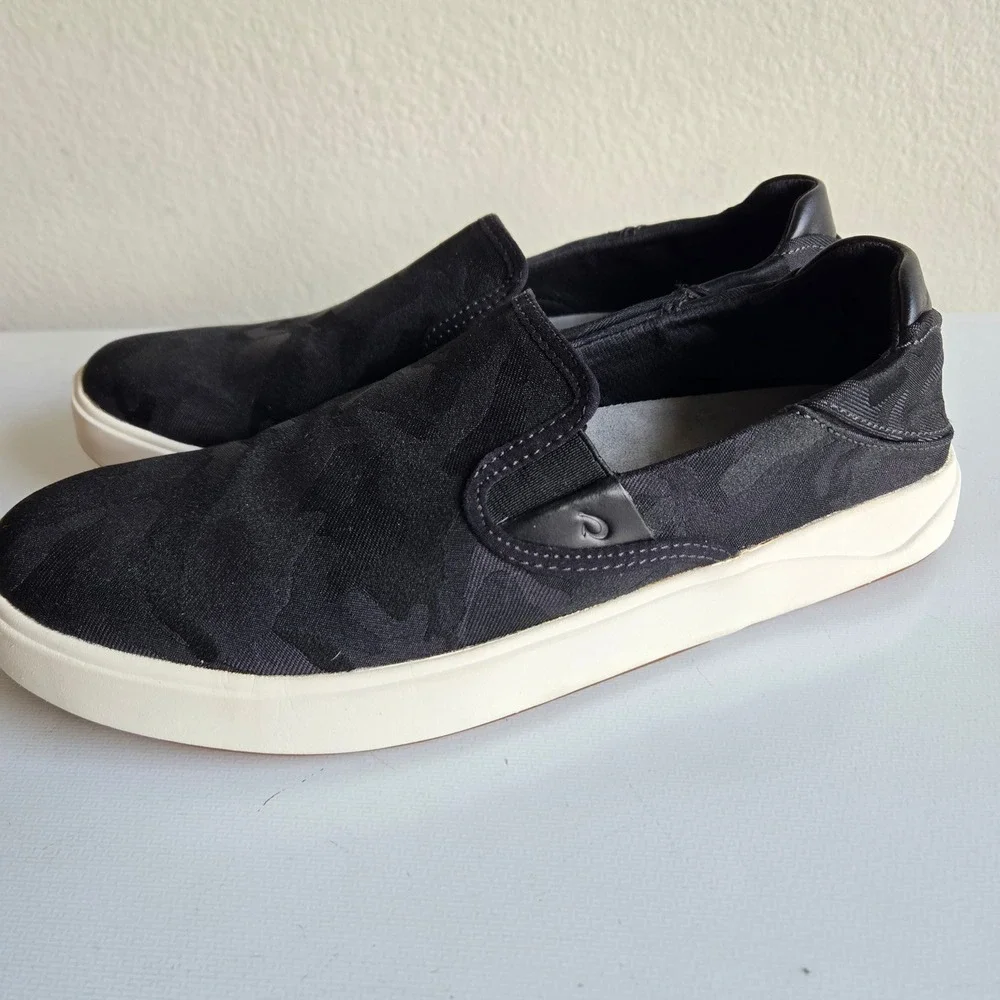 OluKai Lae'ahi Pa'i Mens Black Camo Textile Slip On Sneakers Drop Heel Size 9